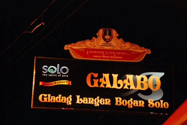  Galabo yakni sigkatan dari Gladak Langen Bogan Galabo Solo, Wisata Kuliner Malam di Kota Solo
