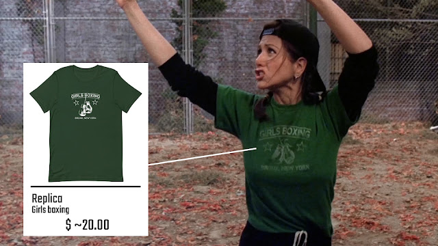 Girls boxing Rachel Green green t-shirt FRIENDS tv show S03E09.