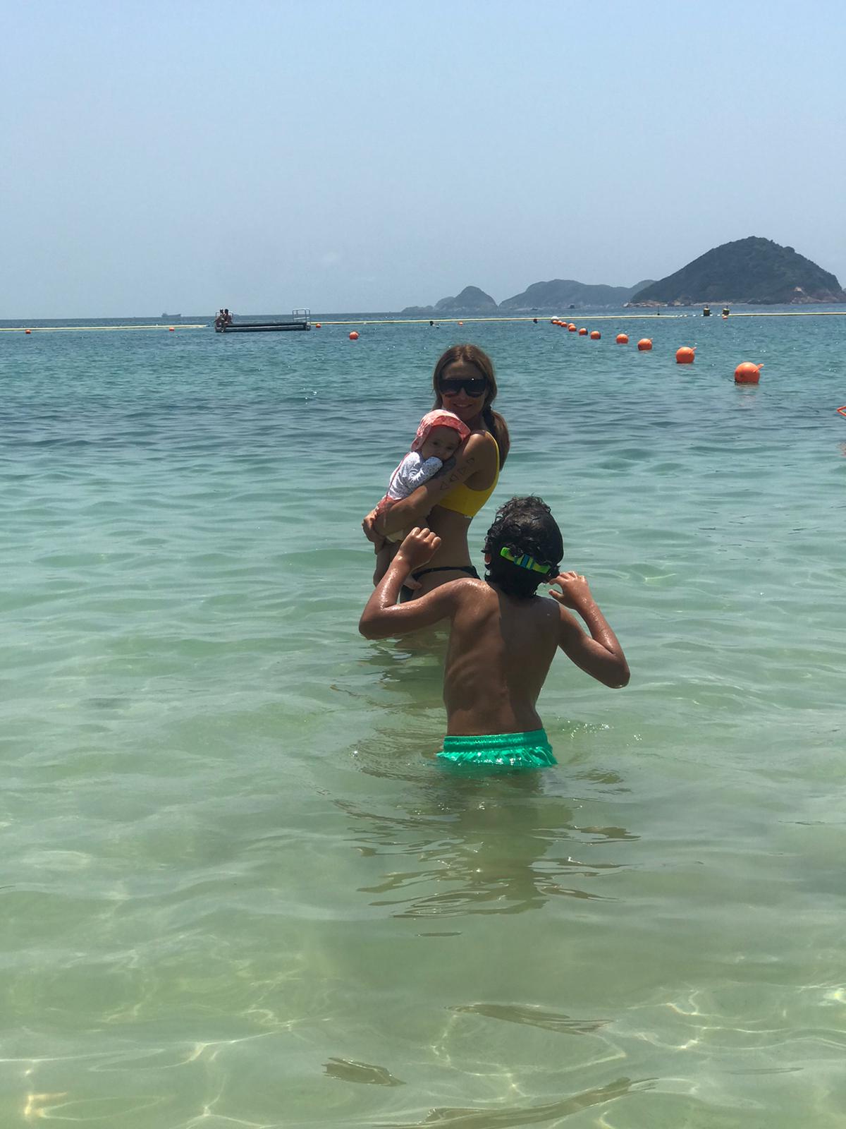 Papas En Hong Kong - vacaciones en playa de roblox rutina de verano juegos