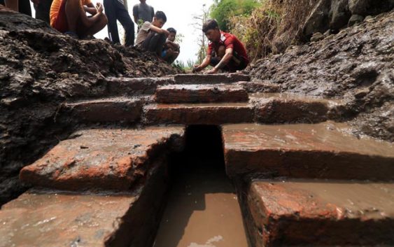 Misteri Penemuan Bangunan Kuno di Sawah Pasuruan