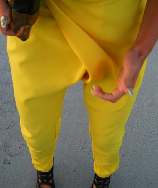 charme e chique modne żółte spodnie 2012 yellow pants