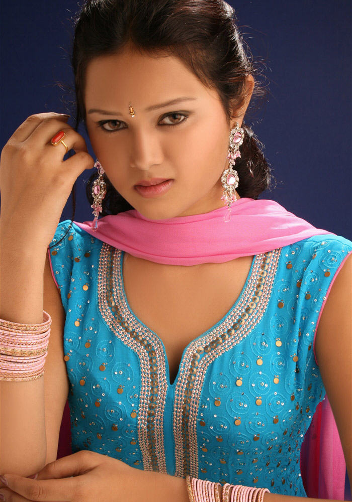 hot masala actress sikha hot pics