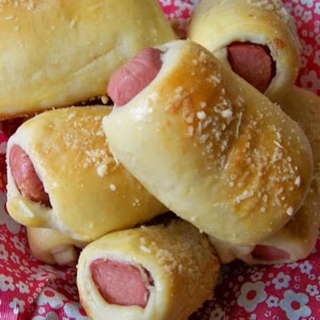 Receita de Mini Hot Dog de Forno