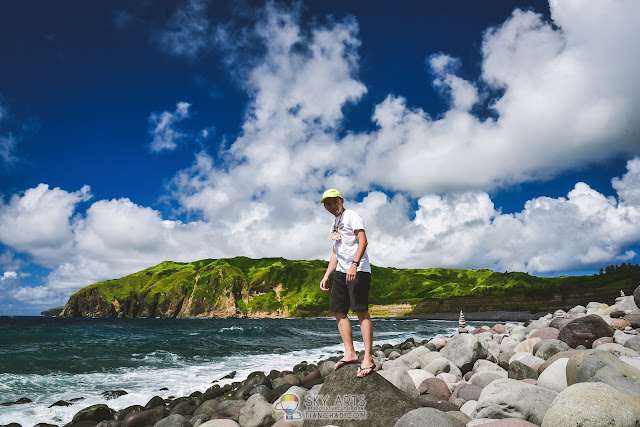 BATANES VALUGAN BOULDER BEACH