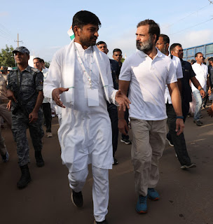 Mohit uniyal with Rahul Gandhi