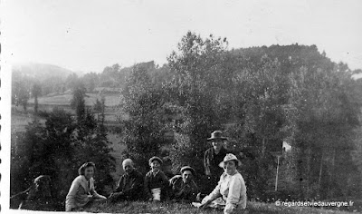 Photo de famille : groupes trois et plus.