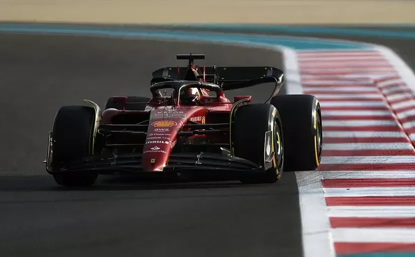 Carlos Sainz nei test di Abu Dhabi 2022