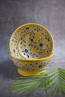 alt="yellow fruit bowl"