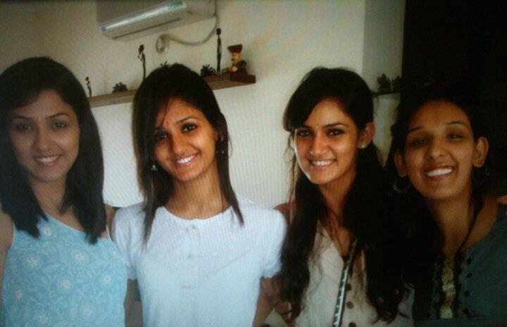 Singer Neeti Mohan (Left) with her Younger Sisters Mukti Mohan (Second from Left), Shakti Mohan (2nd from Right) & Kriti Mohan (Right) | Singer Neeti Mohan Family Photos | Real-Life Photos