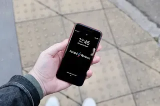 متي ينزل آيفون se4؟