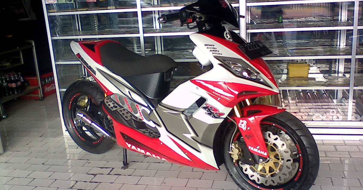 Abu Bernas Mio 2005 Racing Look Modifikasi MIO kelas KONTES 