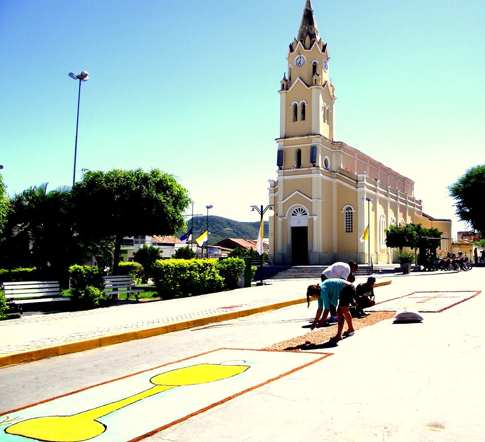 Resultado de imagem para tapetes de Corpus Christi em custÃ³dia