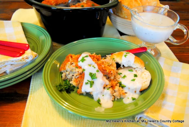 Slow Cooker Country Breakfast at Miz Helen's Country Cottage