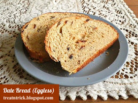 Date Bread (Eggless) Recipe @ treatntrick.blogspot.com