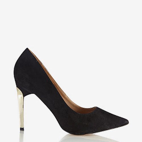Wardrobe Essentials: Court Shoes