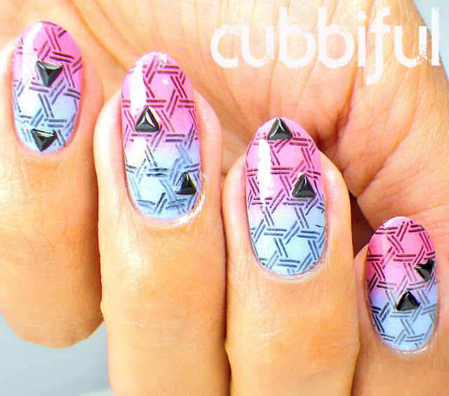 Geometric Gradient Nails 