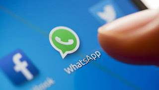 WhatsApp, el servicio de mensajería instantánea más popular del mundo, informó quela aplicación dejará de funcionar en determinados celulares a partir del 1 de enero de este año que recién comienza. Ello porque ya no fabricará más el soporte operativo para estos teléfonos móviles.