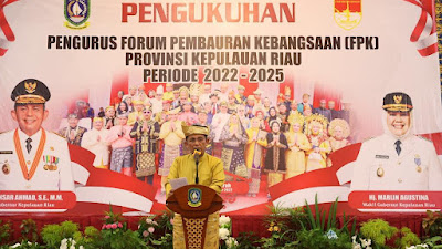 Gubernur Ansar Mengukuhkan Pengurus FPK Kepri Periode 2022-2025