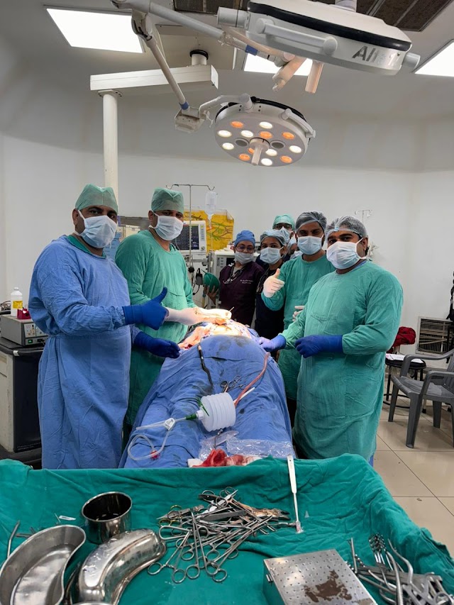  एसके अस्पताल में पहली बार न्यूरो सर्जरी कर रीड की हड्डी से ट्यूमर निकाला For the first time in SK Hospital, tumor was removed from the spinal cord