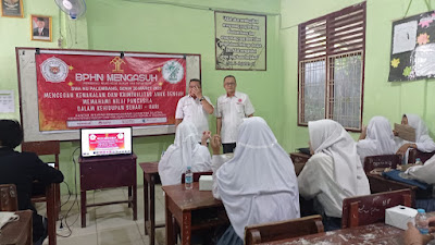 YLBH IKADIN SUMSEL Sosialiasi Hukum di SMP dan SMA NU Palembang