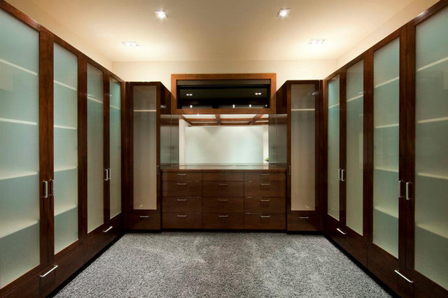 Bedroom Closet Design