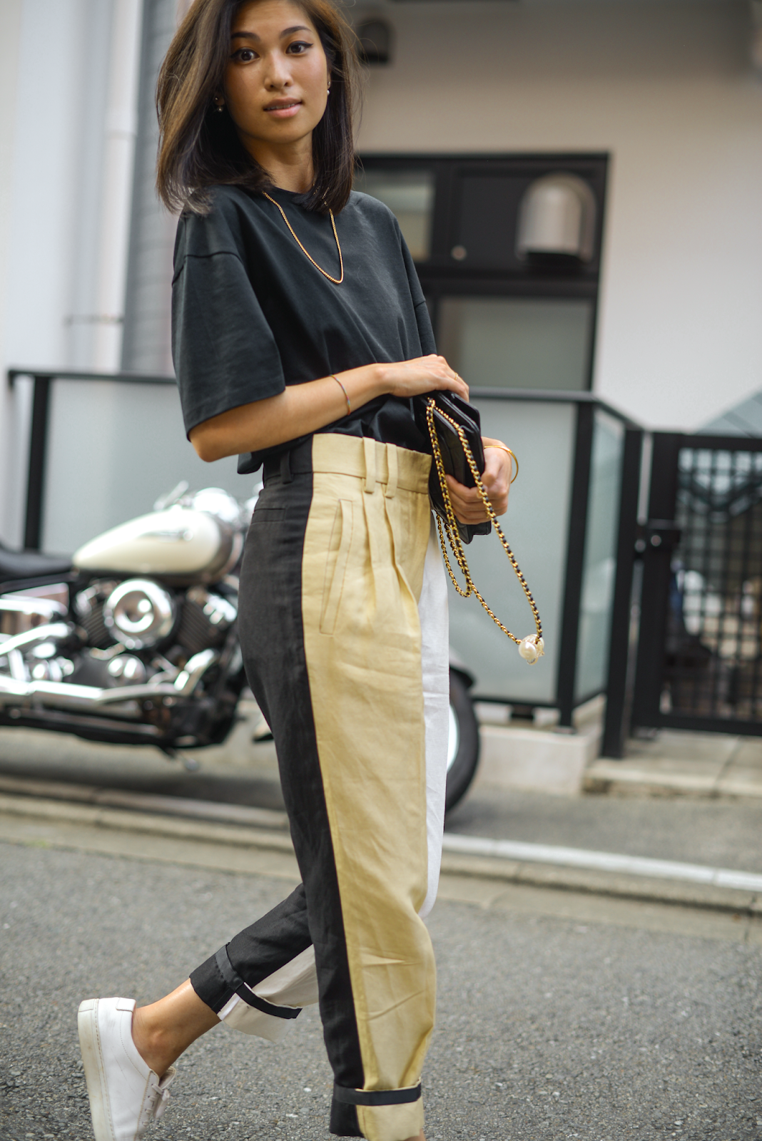 Color-block pants, Petar Petrov linen-blend pants, white black and beige summer outfit, transitional style. Trifecta - FOREVERVANNY