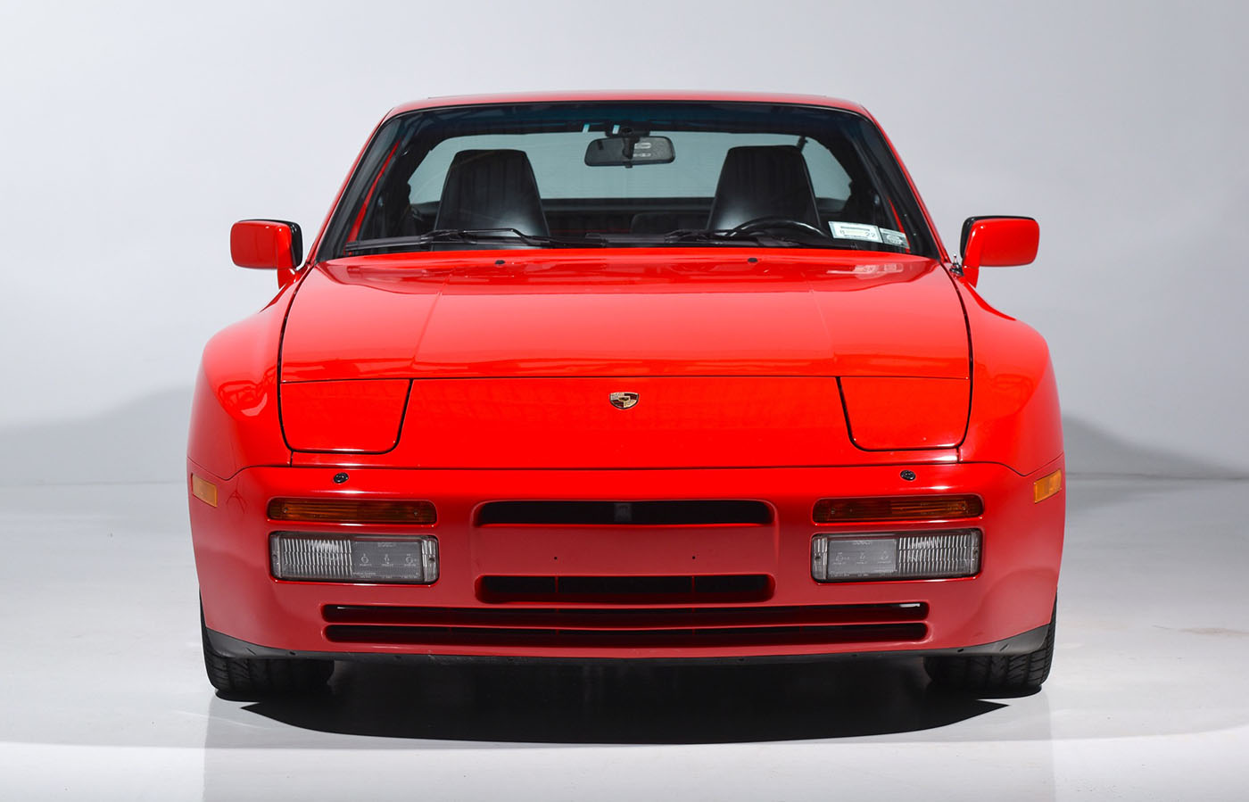 Porsche 944