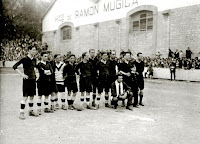 REAL UNIÓN CLUB DE IRÚN. Temporada 1923-24. Eguiazábal, Gamborena, Berges, Emery II, Matías, Echeveste, Anatol, Errazquin, Vázquez, Azurza y Petit. REAL UNIÓN CLUB DE IRÚN 1 🆚 REAL MADRID F. C. 0 Domingo 04/05/1924. 22º Campeonato de España Copa del Rey, final. San Sebastián, Guipúzcoa, Campo de Atocha. GOLES: ⚽1-0: 58’, Echeveste