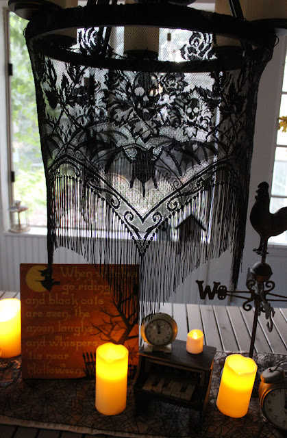 Halloween Decorating- Itsy Bits And Pieces - Oriental Trading #sponsored