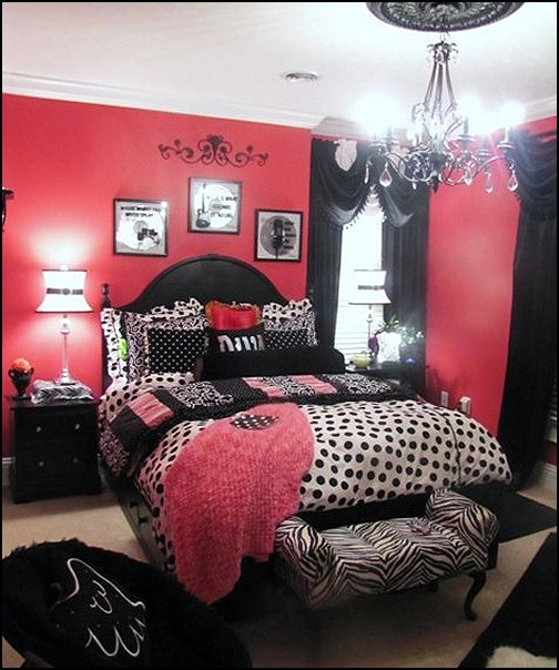 Paris Themed Bedroom