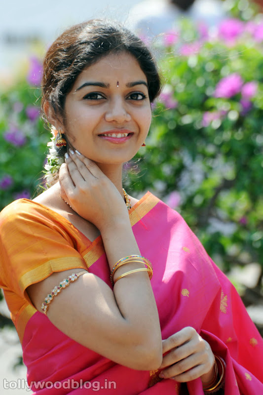 Swathi Ugadi Special Photo Shoot cleavage