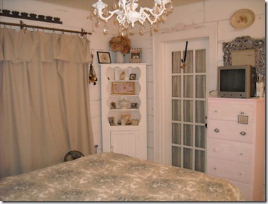 redecorated house 7-5-10 026