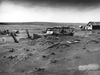 Photo of farm buried in Dust Bowl by U.S. Department of Agriculture at https://pixabay.com/photos/buried-devastated-devastation-62989/