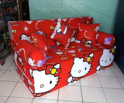 Sofa bed inoac motif hello kitty merah