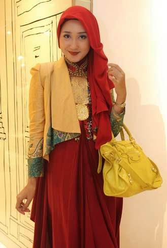 10 Koleksi  Model Baju  Muslim  Dian  Pelangi  Terbaru