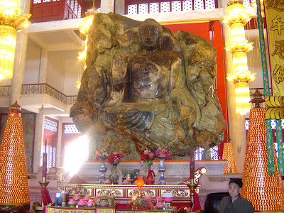 Anshan Jade Buddha: World's Largest Jade Buddha Statue