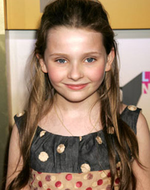 See Cute Childhood Pics of Abigail Breslin