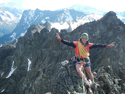 escalade au grand Perron voie " bigger bang " au pain de sucre Manu RUIZ