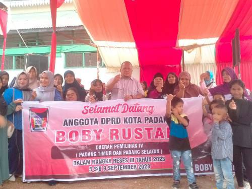 Reses Anggota DPRD Kota Padang, Warga Sawahan Sampaikan Keluhannya ke Boby Rustam