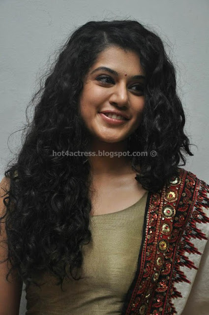 Telugu actress Tapsee new cute photos 