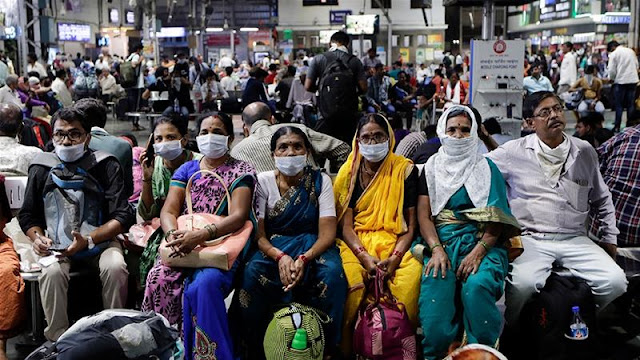 Indians in a railway station during COVID-19