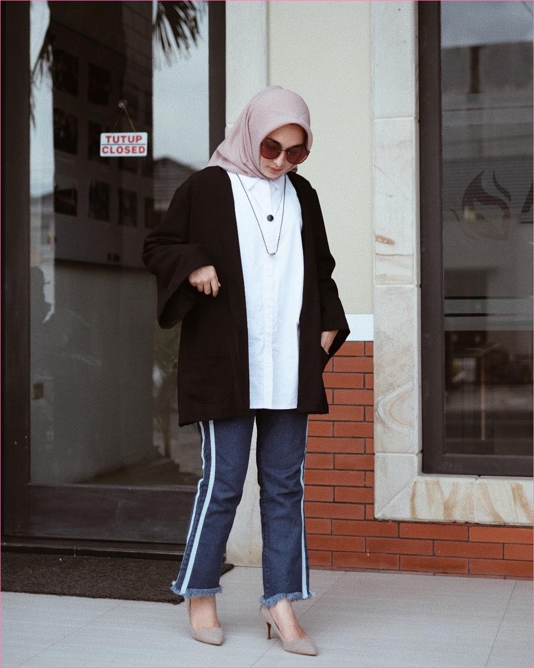 Outfit Baju Hijab Casual Untuk Kuliah Ala Selebgram 2018