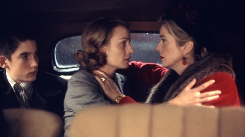 Est-ovest - Amore-libertà 1999 recensione