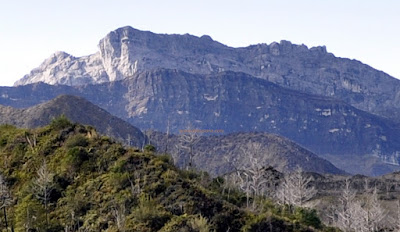 gunung yamin tertinggi indonesia