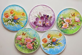 reciclar cds en posavasos con la tecnica decoupage