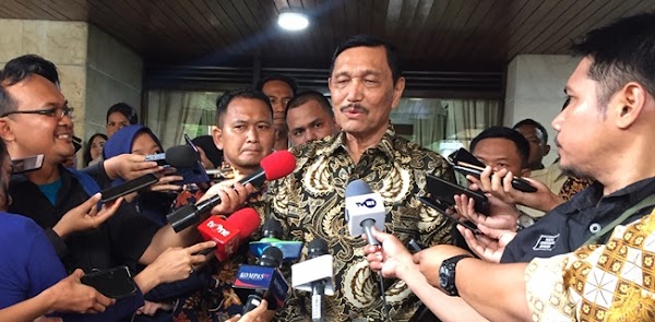Libur Natal, Opung Luhut Pilih Ke Labuan Bajo