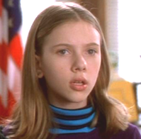 Scarlett Johansson - Home Alone 3