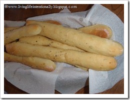 homemade garlic breadsticks