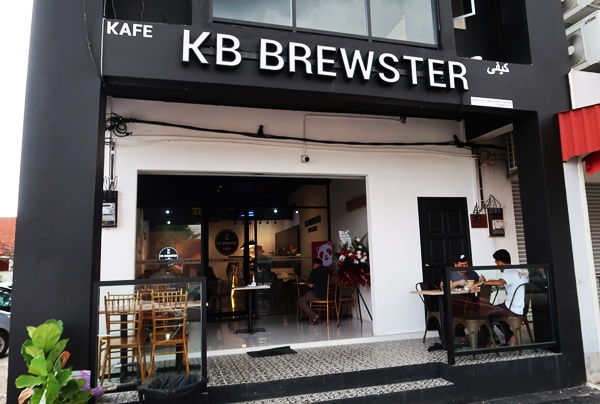 KB Brewster Coffee Kok Lanas