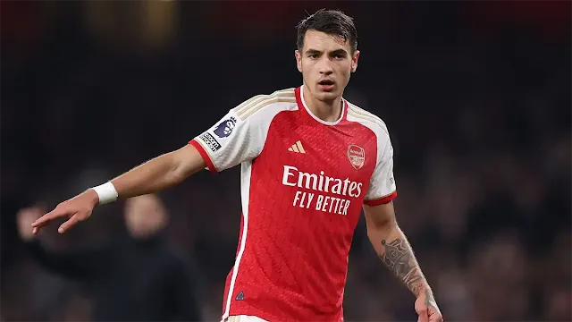 Napoli quiere a Jakub Kiwior como refuerzo en defensa